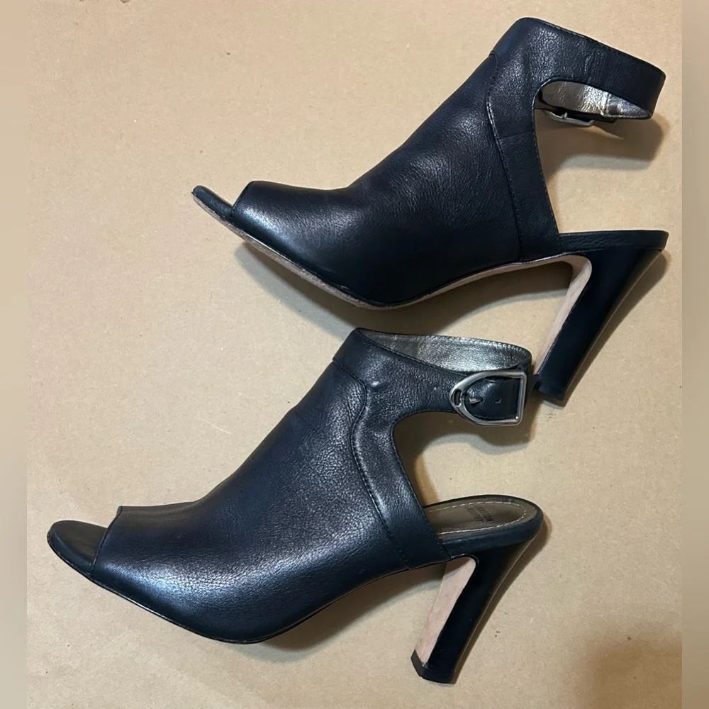 Johnston & Murphy Black Women's Shoes